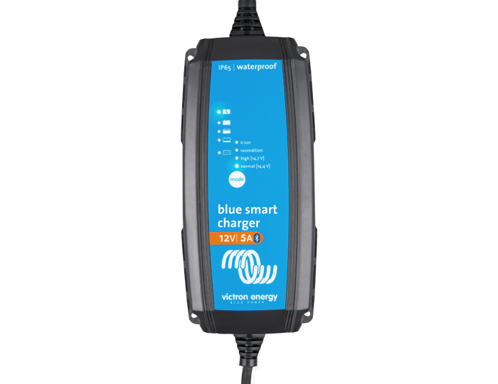 Blue Smart IP65 Charger 5A (top)